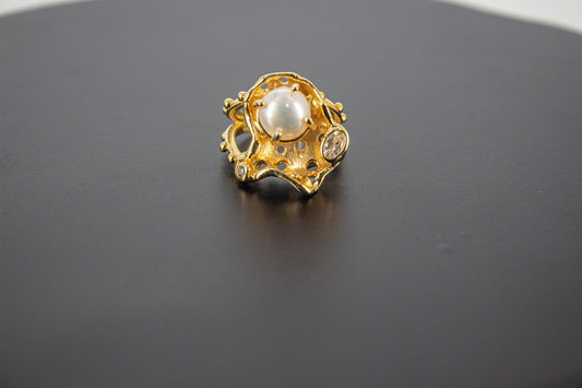 Handmade Organic 14K Gold Plated Pearl & Zircon Ring – Nickel-Free Brass, Black Rhodium Detail, Chunky Adjustable Boho
